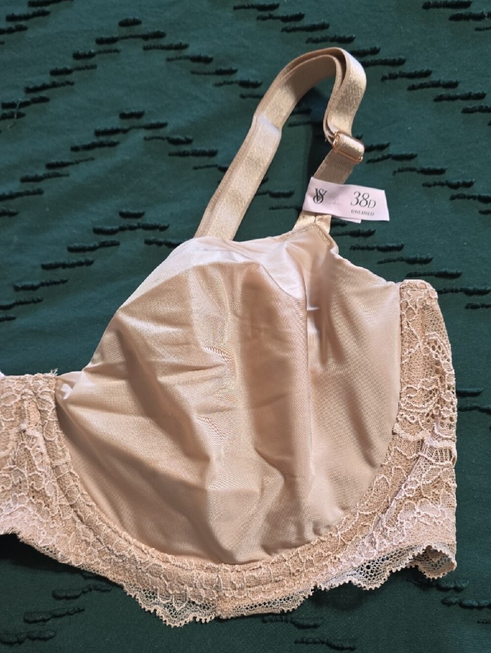 Victoria's Secret Dream Angels Nude Lace Unlined Bra - Picture 2 of 4